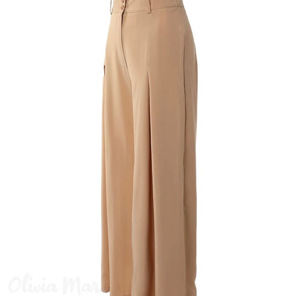 NWT Wide leg ruched tan pants. Super cute! Never worn. - Picture 7 of 9